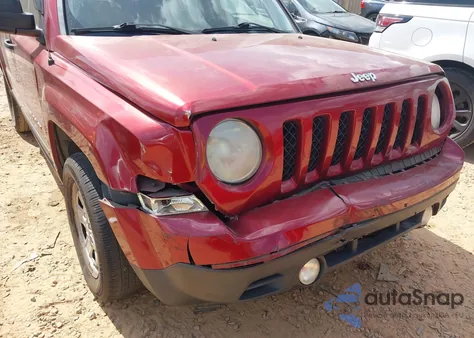 2014 Jeep Patriot Sport z USA, uszkodzony, nr VIN 1C4NJPBA0ED512696